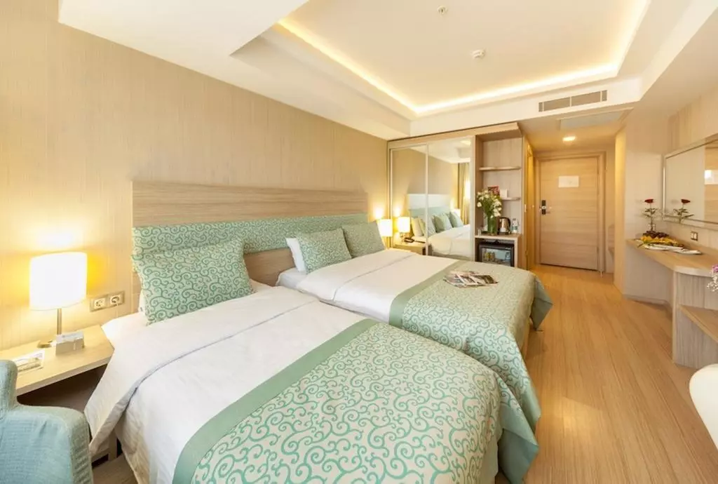 Hotel Golden Way Giyimkent_shabavizparvaz_12.jpg